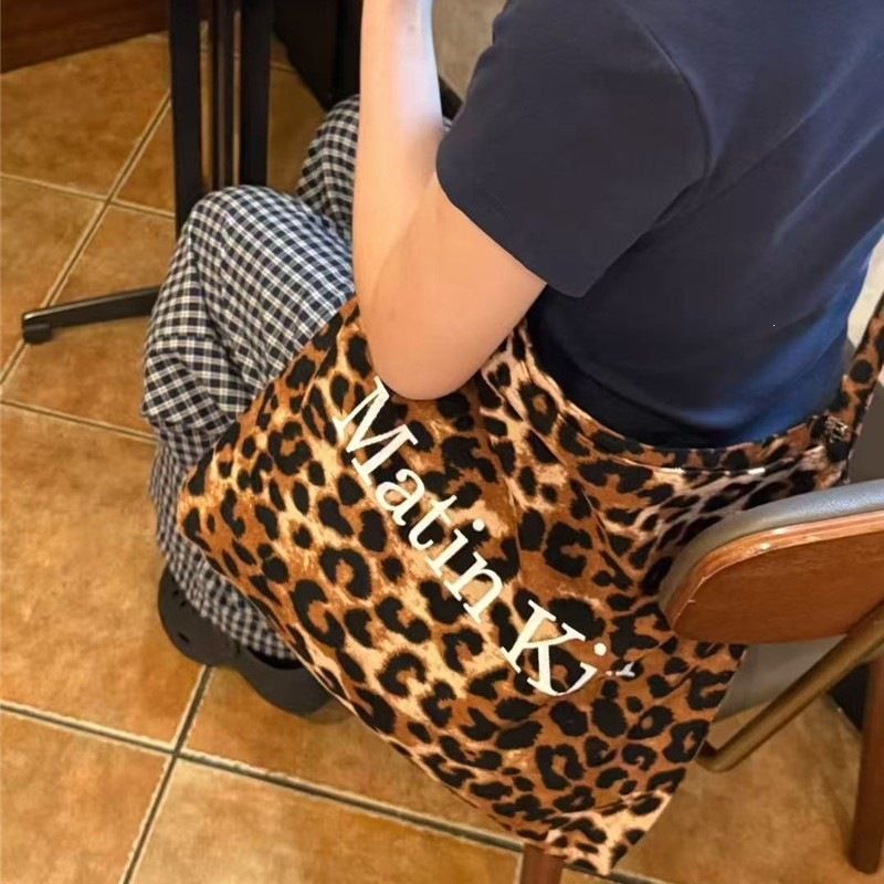 Korean Streetwear Brand Matin  - огляд і ціна Streetwear Brand Bag