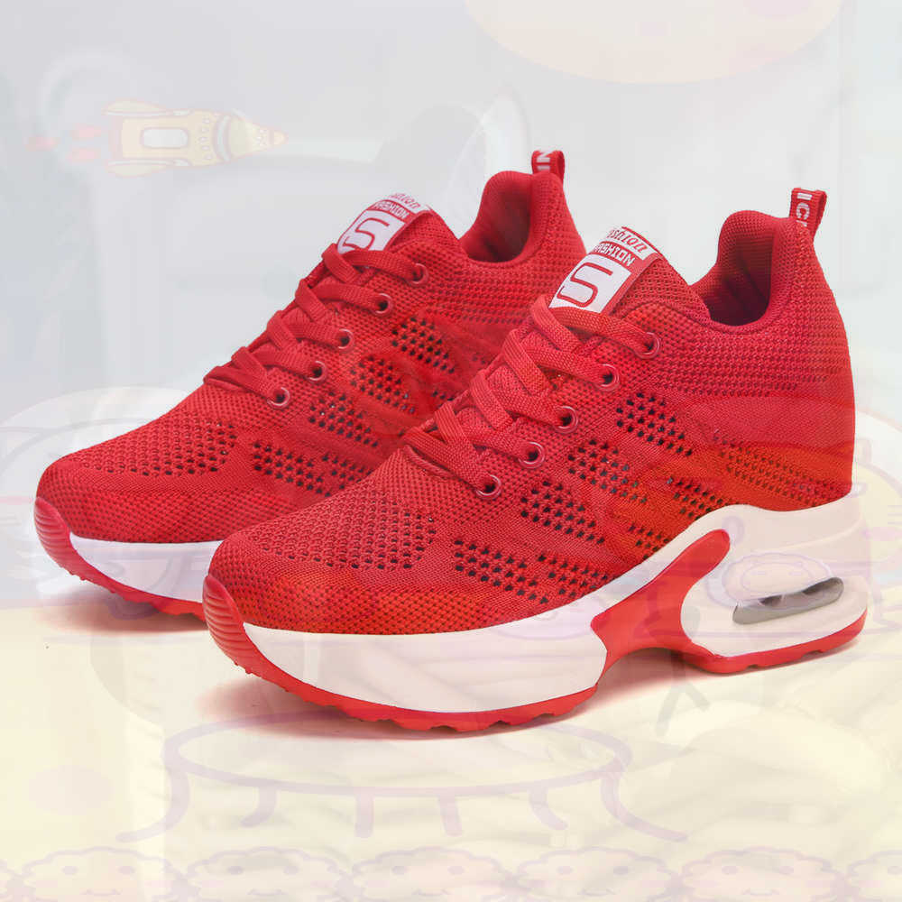 Red Size 36 Shoes Woman Tennis - огляд і ціна Streetwear Brand Famous