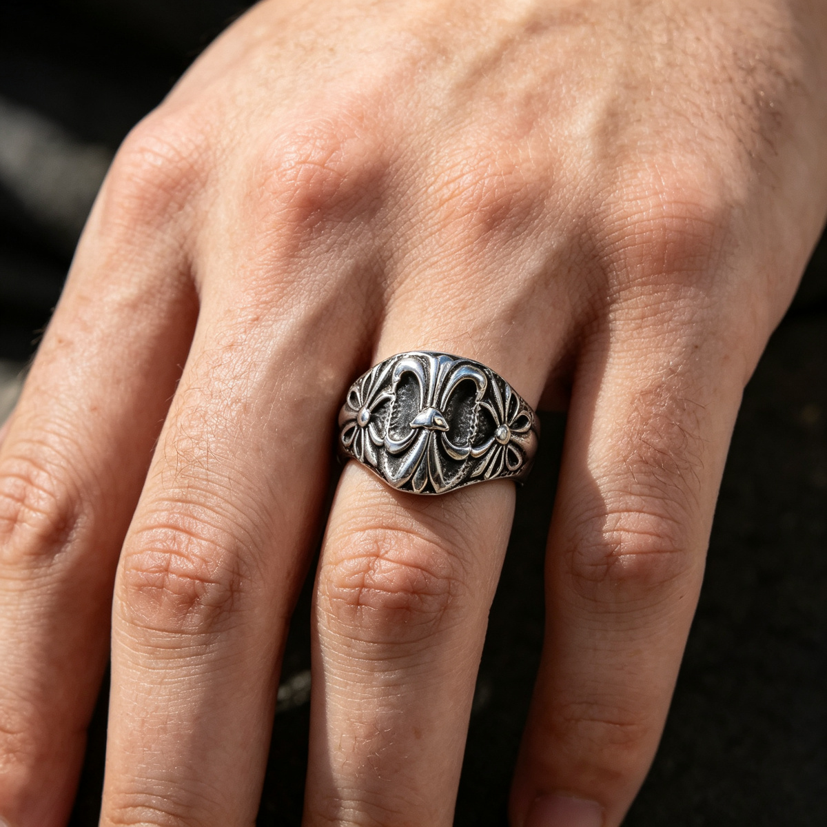 Non-Fading European and Americ - огляд і ціна Chrome Hearts Ring